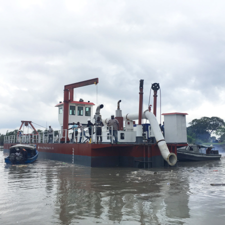 কিভাবে একটি রিভার রিসিল্টিং কাটার সাকশন ড্রেজার পলির সমস্যাগুলি দক্ষতার সাথে সমাধান করে?